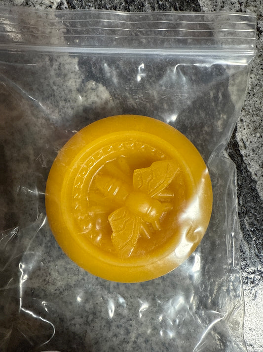 Large wax beeswax tart